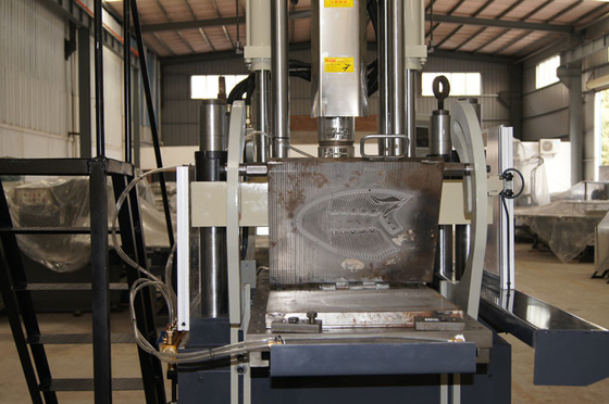 Plastic Injection Molding Machine for Sport Shoes Upper With Automatic Open - Mould System