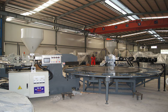 Automatic Safety Shoe Making Machine , PVC Sports Shoe Sole Mould Making Machine 