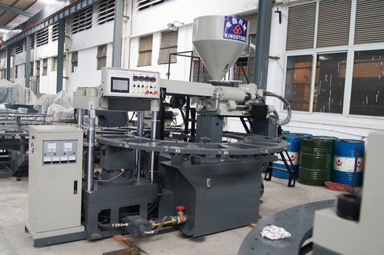 One Color PVC Crystal Plastic Shoes Making Machine With Oil Pressure Circuit Design