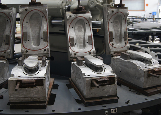Plastic Slipper Machine  For PVC Material Air Blowing Injection