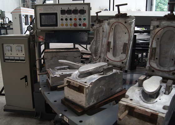 High Output 120 Pairs Per Hour Sandal Making Machine For Shoe