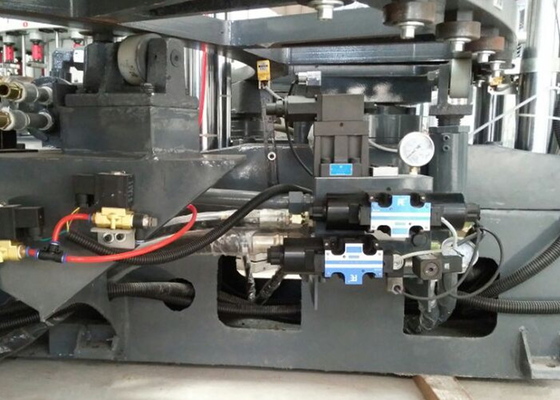 16/20/24 Stations Footwear Making Machine Plastic PVC Material