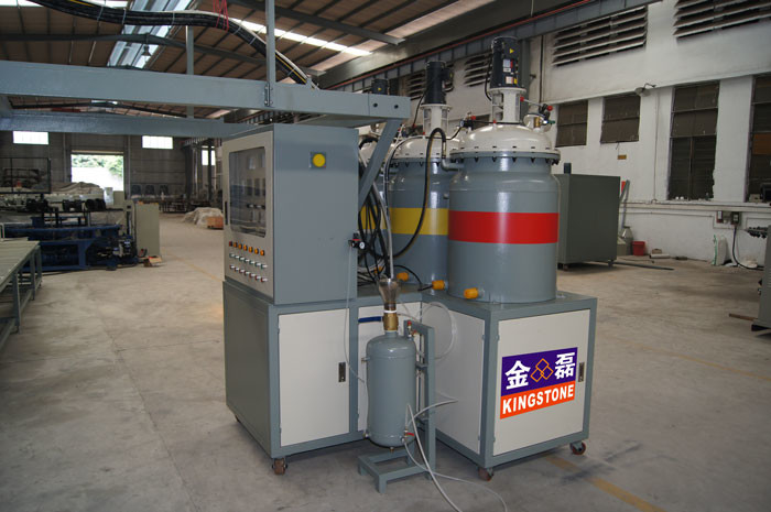 2 Colors Sandals PU Pouring Machine Foam Moulding Machinery 300-400 Pairs / Hour